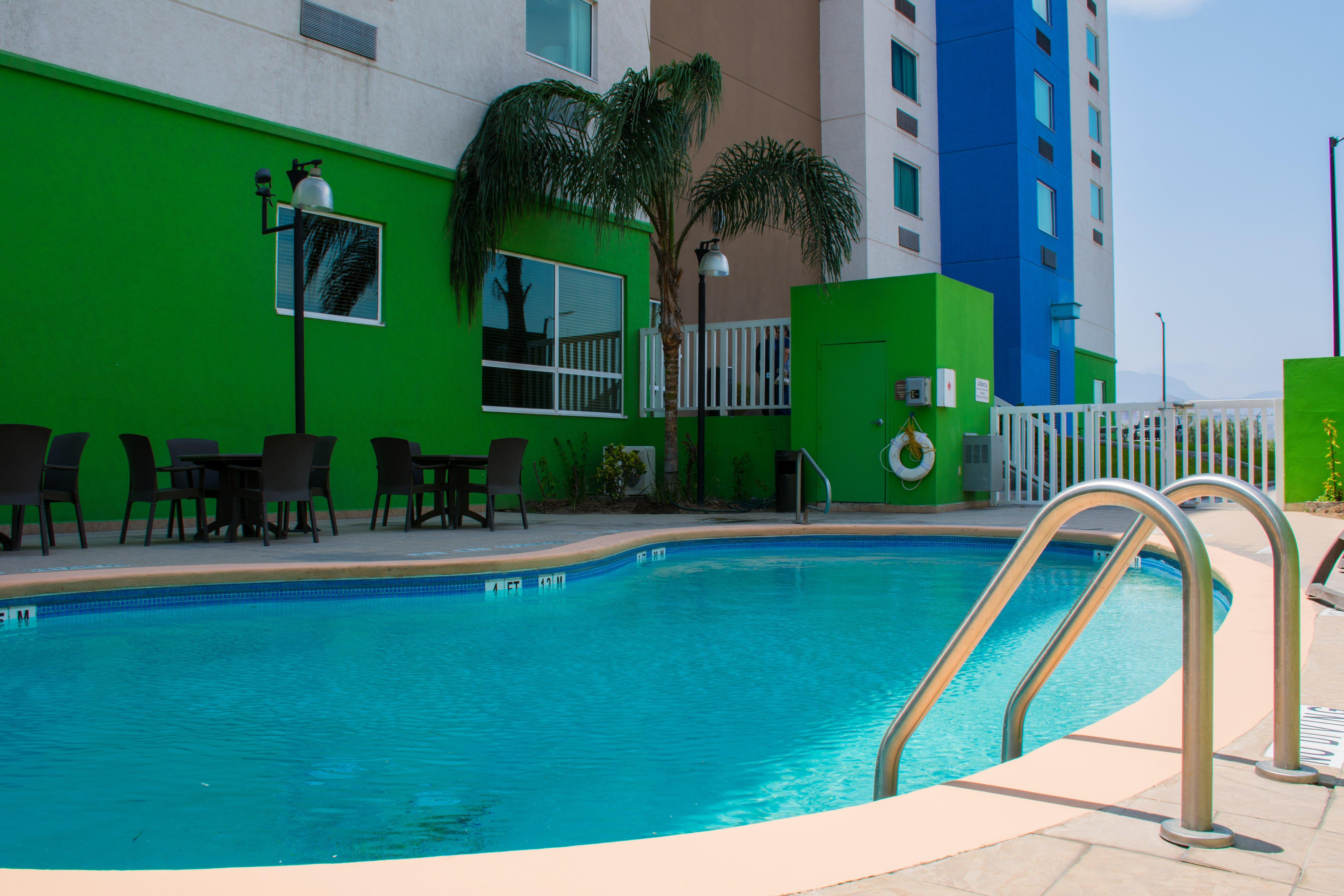 Holiday Inn Express Saltillo Zona Aeropuerto By Ihg Exteriér fotografie