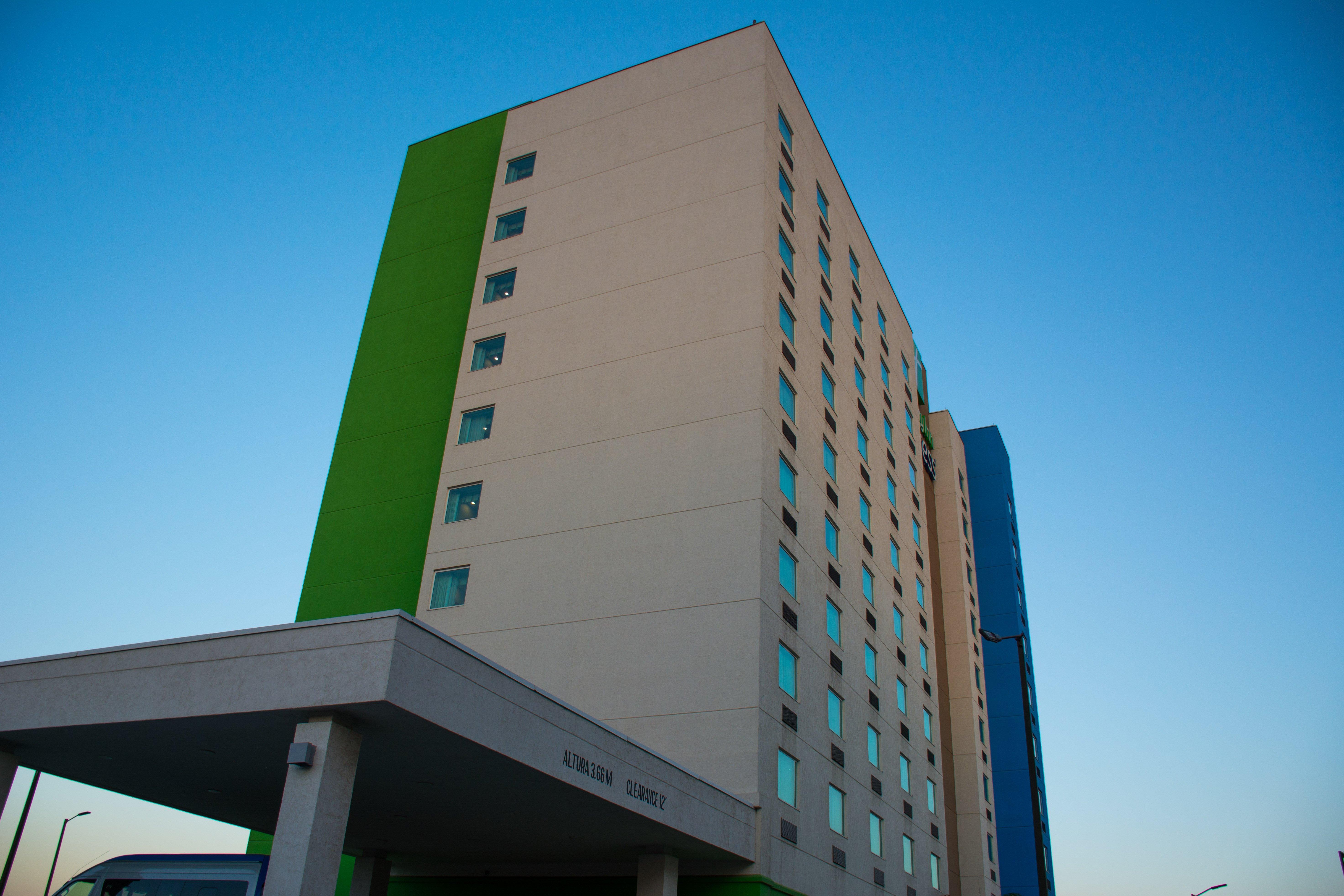 Holiday Inn Express Saltillo Zona Aeropuerto By Ihg Exteriér fotografie