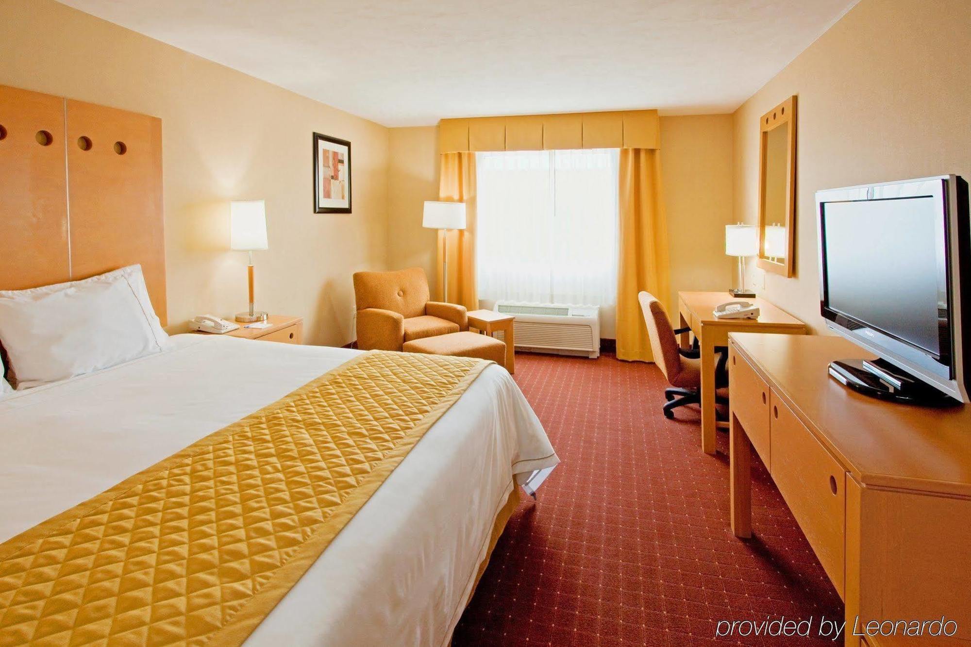 Holiday Inn Express Saltillo Zona Aeropuerto By Ihg Exteriér fotografie